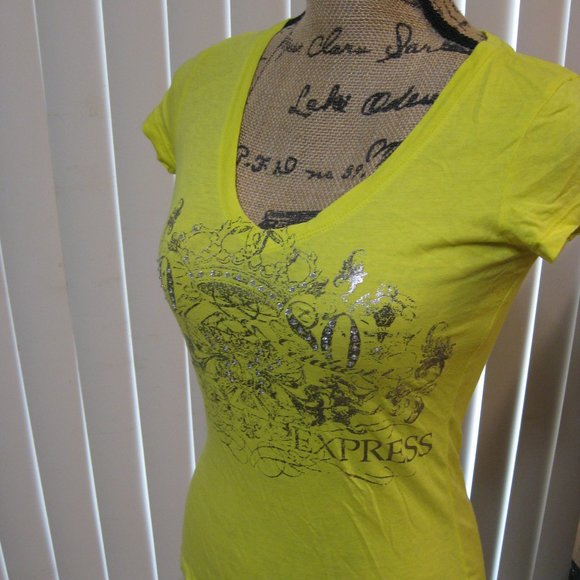 NWOT Express yellow graphic tee t shirt top XS extra small - Picture 2 of 5